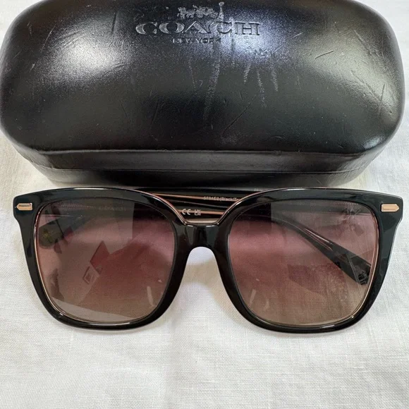 Coach Sunglasses - Picture 6 of 9